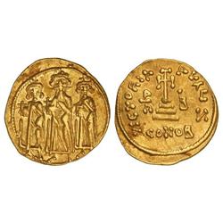 Sólido. 610-641 d.C. HERACLIO. CONSTANTINOPLA. Anv.: Figuras de Heraclio, Constantino y Heraclonas e