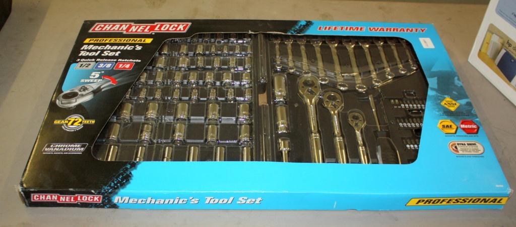 Channel Lock Professional Mechanic's Tool Set