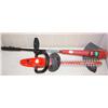 Image 1 : Balck & Decker Hedge Hog & Toro Edge Trimmer