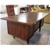 Image 3 : Office Desk & Chair