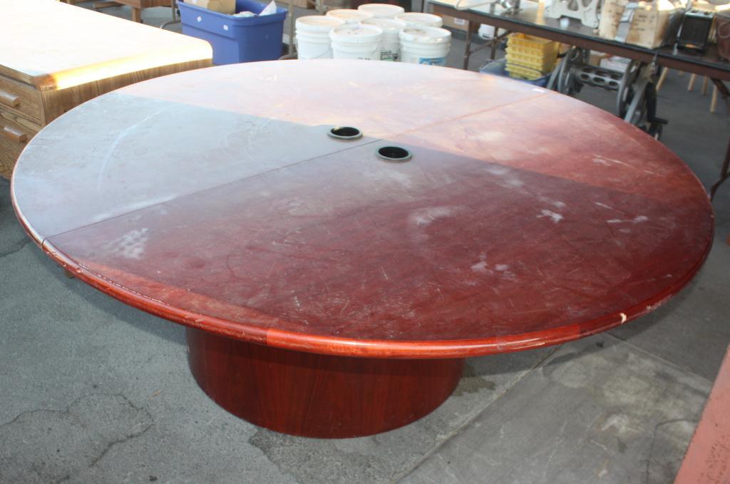 Large Round Computer Desk