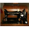 Image 1 : Singer Sewing Machine In Wooden Case