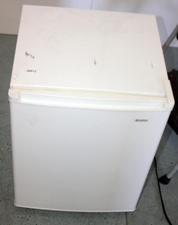 Kenmore Mini Fridge