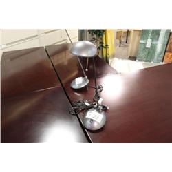 Halogen Dual Switch Desk Lamp