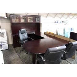 Mahogany U-Shaped P-Top Executive Office Suite