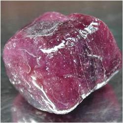 118.10ct Red Purple Madagascar Ruby Rough Stone (GEM-18160)