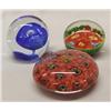 Image 1 : 3 Glass Paperweights