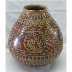 Mata Ortiz Polychrome Pot by Daniel Gonzales