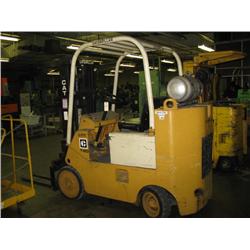 Caterprillar Propane Riding Fork Lift