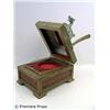 Image 2 : Shanghai Knights Dragon Chest Movie Props