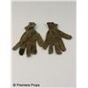 Image 1 : The Road Man (Viggo Mortensen) Gloves Movie Props