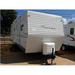 2005 COACHMEN 8'X32' DEALER MODEL TRAVEL TRAILER