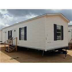 2006 LAKESIDE PARK HOMES 38' PARK MODEL