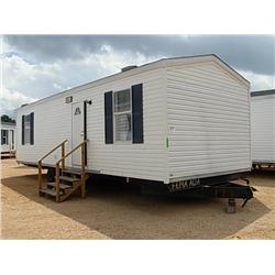 2006 SILVER CREEK 38' PARK MODEL