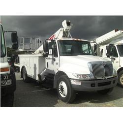 2003 INTERNATIONAL 4300 BUCKET TRUCK,