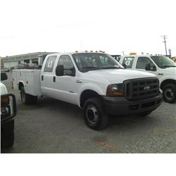 2006 FORD F350 4X4 CREWCAB SERVICE TRUCK,