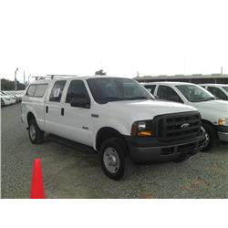 2006 FORD F250 CREWCAB 4X4 PICKUP,