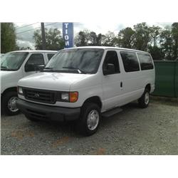 2007 FORD E350 PASSENGER VAN,