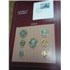 Image 1 : Tuvalu Coin And Stamp Set (UNC)