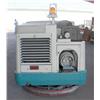 Image 4 : 1999 Tennant 8410 Parking Lot Sweeper