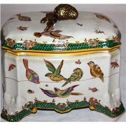 Chinese Export Large Vanity Jar