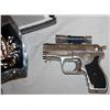 Image 5 : Lot of Lighter Pistol w/ Laser Pointer & Scorpion