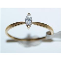 10K Gold Illusion Diamond Ring