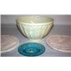 Image 4 : Lot of Misc. Bowl, Plate, & 2 Wall Hangings