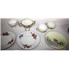 Image 5 : Lot of Hutch Display Dishes