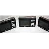 Image 2 : Lot of 3 Sanyo 6.0 Mega Pixels Digital Cameras