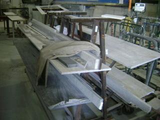 METAL RACK W/GRANITE SLABS