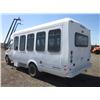 Image 4 : 2002 Ford E450 24' Shuttle Bus