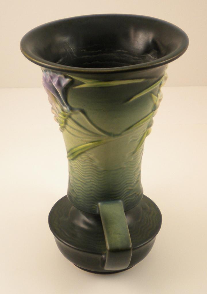 Roseville Freesia Vase