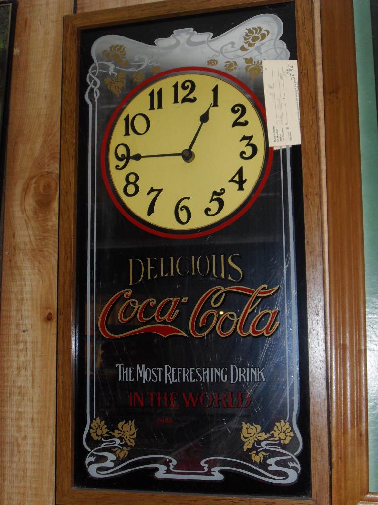 COCACOLA MIRRORED CLOCK BATTERY OPERATED