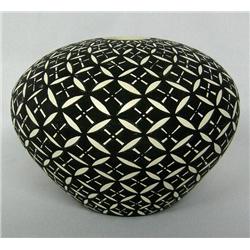 Acoma Black & White Seed Jar by C W Kee