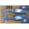Image 1 : K&C overlaid leaf pattern spurs