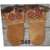 Image 1 : beaded Alaskan Indian fur mittens