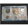 Image 2 : 520. 1975 P US Mint Set. Original as Issued.