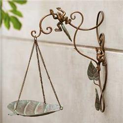 Frog Bird Feeder