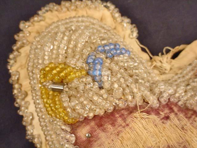 EARLY BEADWORK HEART - POSS. NATIVE AMERICAN INDIA
