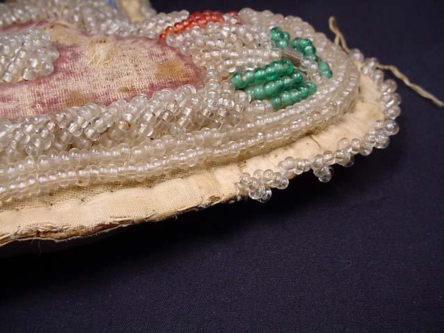 EARLY BEADWORK HEART - POSS. NATIVE AMERICAN INDIA