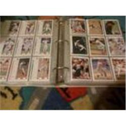 Binder W/Hundreds of Baseball Cards