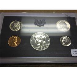 1968 US PROOF SET (NO BOX) CRACKED CASE