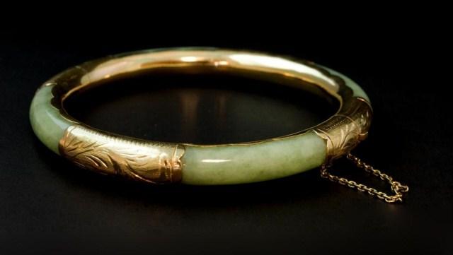 jade bangle gold