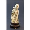Image 6 : 8 CARVED ORIENTAL IVORY MAN & WOMAN FIGURES