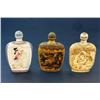 Image 2 : 3 CARVED POLYCHROME IVORY SNUFF BOTTLES