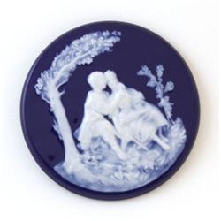 LIMOGES FRANCE PATE SUR PATE ROUND PLAQUE