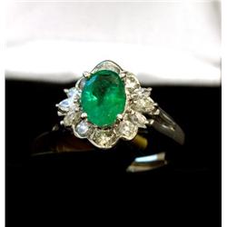 LADIES 14KT WG EMERALD & DIAMOND RING