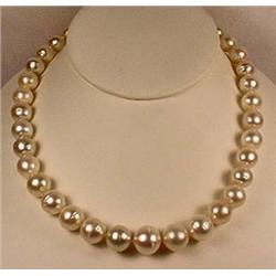 SINGLE STRAND SOUTH SEA CULTURED PEARL NECKLACE - 