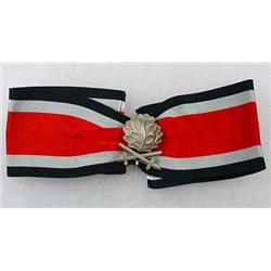 WW2 GERMAN NAZI OAK LEAVES AND SWORDS TO THE KNIGH